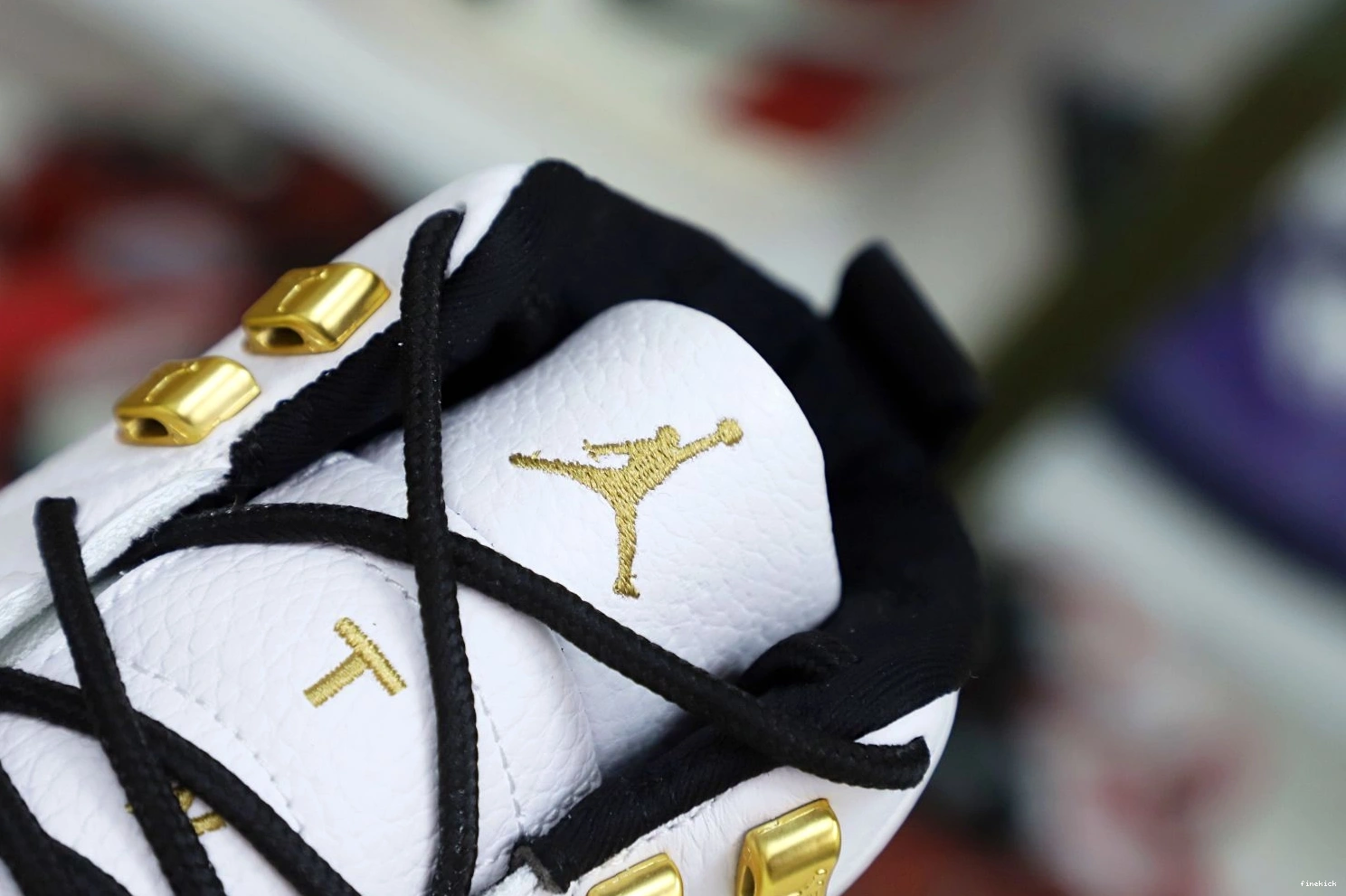 RETRO 12 JORDAN 'ROYALTY' AIR 0929